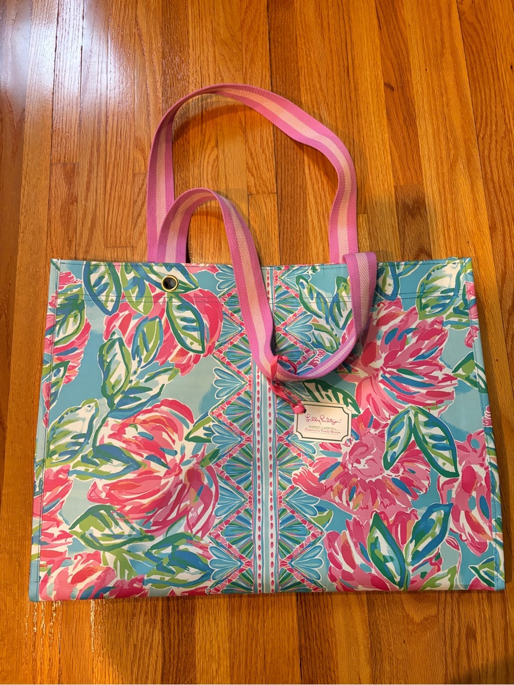 Lilly Pulitzer Market Carryall in Total Blossom, NWT